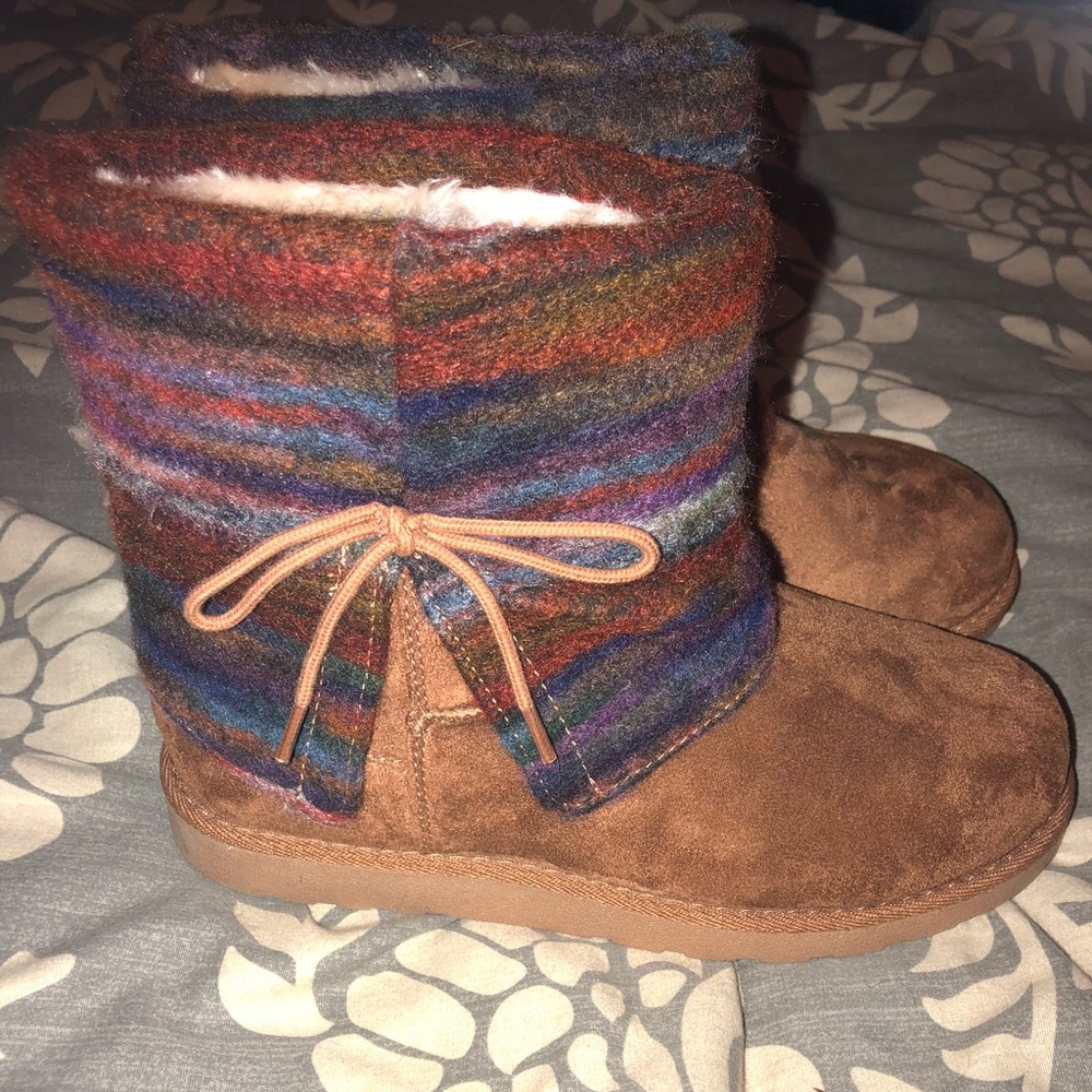 SO colorful fur boots